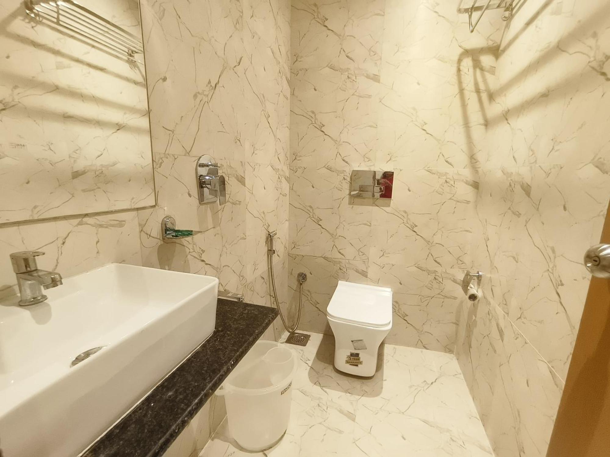 Hotel Riva International Goregaon- Near Nesco Βομβάη Εξωτερικό φωτογραφία